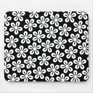 Alfombrilla De Ratón Flores Blancas En El Mousepad Negro