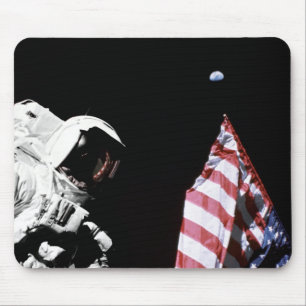 Alfombrilla De Ratón Foto de la bandera de astronauta de Apollo 17 de l
