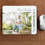 Alfombrilla De Ratón Foto personalizado - Mejor papá en el universo<br><div class="desc">Personaliza esta almohadilla de ratón fresca y moderna para tu padre (papa, papa, etc). La plantilla está preparada para que usted añada su propia foto y edite el texto de ejemplo si lo desea. El texto de ejemplo actualmente dice "Mejor papá en el universo". El diseño está decorado con una...</div>