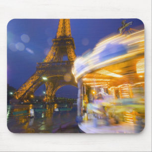 Alfombrilla De Ratón Francia, París. Torre Eiffel en niebla crepuscular