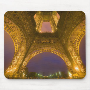 Alfombrilla De Ratón Francia, París. Torre Eiffel iluminada a las 2