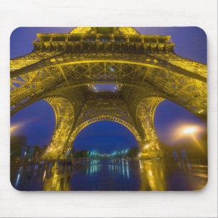 Alfombrilla De Ratón Francia, París. Torre Eiffel iluminada en