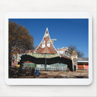 Alfombrilla De Ratón Frente chiflado de la cabaña