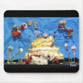 Alfombrilla De Ratón Fubby feest met taart en bruidspaar.