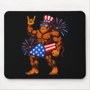 Alfombrilla De Ratón fuegos artificiales de bigfoot bandera americana s