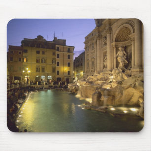 Alfombrilla De Ratón Fuente de Trevi de noche, Roma, Lacio, Italia