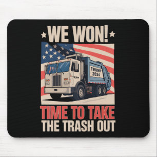Alfombrilla De Ratón Ganamos tiempo para sacar la basura Trump 47