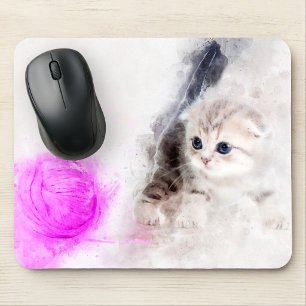Alfombrilla De Ratón Gatito jugando con una bola de hilo rosa acuarela