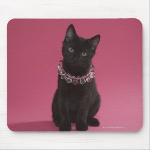 Alfombrilla De Ratón Gatito negro que lleva el collar jeweled
