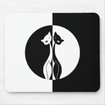 Gatos blancos y negros