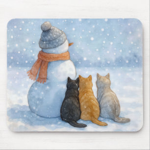 Alfombrilla De Ratón Gatos sentados con un muñeco de nieve en un campo