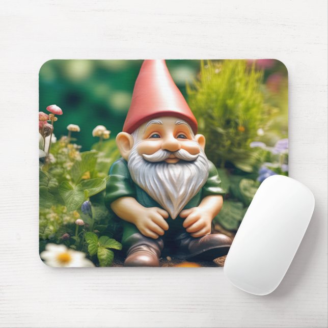 Alfombrilla De Ratón Gnome En El Jardín De Verano (Con ratón)