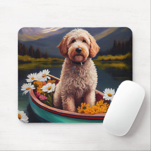 Alfombrilla De Ratón Goldendoodle en una Paleta: Una Aventura Escénica