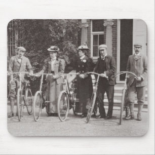 Alfombrilla De Ratón Grupo de bicyclists de Edwardian, 1900s tempranos