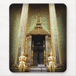 Alfombrilla De Ratón Guardianes Del Palacio De Oro Foto De Tailandia