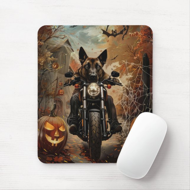 Alfombrilla De Ratón Halloween en motocicleta de Pastor Anatoliano (Con ratón)