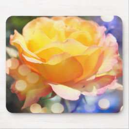Alfombrilla De Ratón Hermosa flor de rosa amarilla. Fotografía floral.