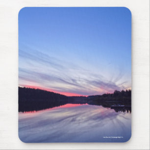 Alfombrilla De Ratón Hermoso atardecer salvaje sobre la foto del lago