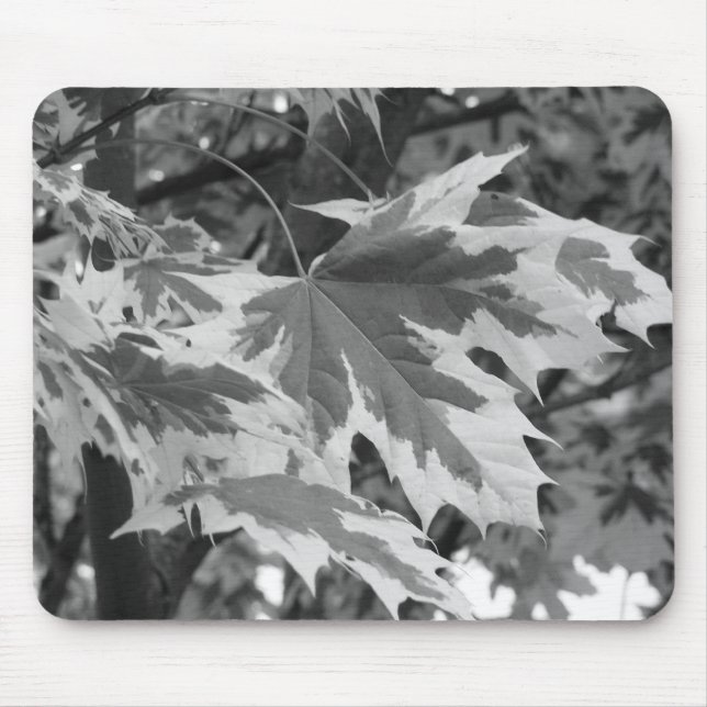 Alfombrilla De Ratón Hojas en blanco y negro (Frente)