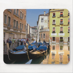 Alfombrilla De Ratón Italia, Venecia, góndolas amarradas a lo largo del