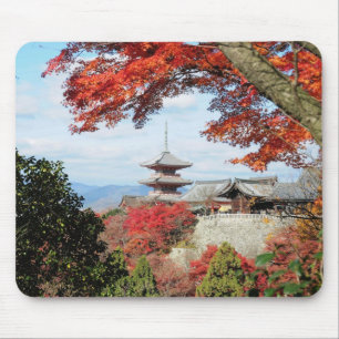 Alfombrilla De Ratón Japón, Kyoto. Templo Kiyomizu en color de otoño