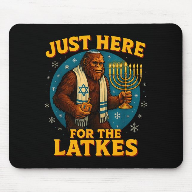 Alfombrilla De Ratón Just Here For The Latkes Funny Hanukkah Bigfoot  (Frente)