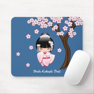Alfombrilla De Ratón Kimono Rosa Kawaii Muñeca Kokeshi sobre Azul