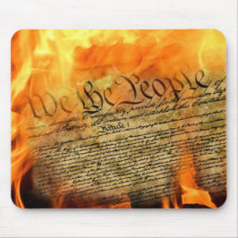 Alfombrilla De Ratón La Constitución de los Estados Unidos en llamas