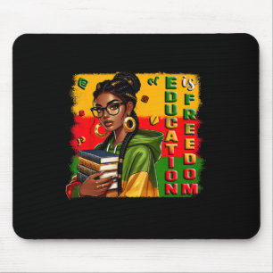 Alfombrilla De Ratón La educación es libertad Libros de maestros negros