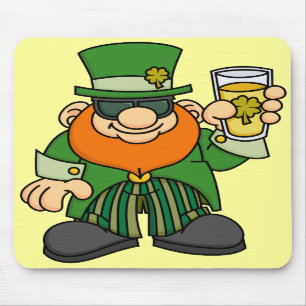 Alfombrilla De Ratón Leprechaun con la cerveza Mousepad