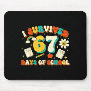 Alfombrilla De Ratón Lindo Sobreviví 67 Días De Escuela Meme Divertido