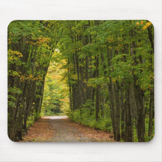 Alfombrilla De Ratón Luz Al Final De Un Túnel De Árboles (Frente)