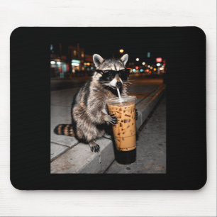 Alfombrilla De Ratón Mapache bebiendo café helado meme divertido de ani
