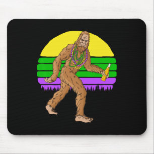Alfombrilla De Ratón Mardi Gras Colas De Pie Grande Y Cerveza Sasquatch