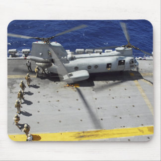 Alfombrilla De Ratón Marines abordan un helicóptero CH-46E Sea Knight