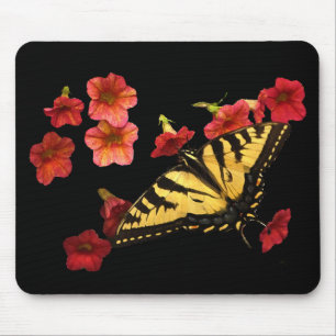 Alfombrilla De Ratón Mariposa de Swallowtail del tigre en las flores