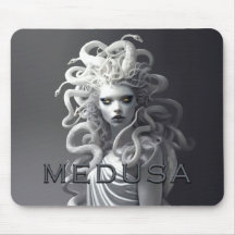 Medusa, diosa de las serpientes de mitología grieg