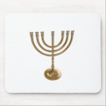 Alfombrilla De Ratón menorah de oro<br><div class="desc">Menora,  channukah,  oro metálico,  hannukah,  hebreo,  festividades,  judía,  judía,  judaísmo,  menorah,  chanukah,  hannuka,  channuka,  christmukah,  christmukah,  rabino judío</div>