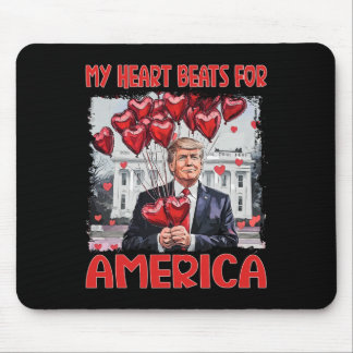 Alfombrilla De Ratón Mi corazón late por América Trump Día de San Valen