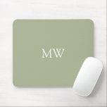 Alfombrilla De Ratón Minimalista de las Iniciales del Monograma Verde S<br><div class="desc">Este suntuoso mousepad presenta un diseño verde salado minimalista con sus iniciales en monograma o texto personalizado en blanco.</div>