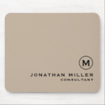 Alfombrilla De Ratón Modern Minimal Monogram Beige<br><div class="desc">Modern Minimal Monogram Name Title Custom Black Classic Block Typography Solid Beige Mouse Pad. Personalize this stylish beige mousepad with your monogram,  name,  title or text of your choice.</div>