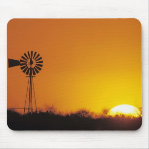 Alfombrilla De Ratón Molino de viento al atardecer, Sinton, Texas, Esta