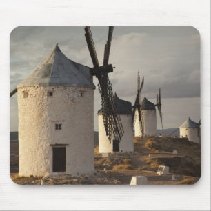 Alfombrilla De Ratón Molinos de viento antiguos de La Mancha, Consuegra