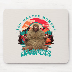 Alfombrilla De Ratón Momento del Maestro Zen Bigfoot Arte Retro de Medi