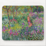 Alfombrilla De Ratón Monet "The Iris Garden at Giverny"<br><div class="desc">Monet fue fundador de la pintura impresionista francesa, de la cual "El Jardín Iris de Giverny" (pintado entre 1899 y 1900) es un hermoso ejemplo. Es una celebración de color, luz y movimiento. Cuando Monet compró la finca de Giverny, rediseñó el jardín de flores ya plantado en sus jardines. Su...</div>