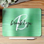 Alfombrilla De Ratón Monograma blanco negro Metalizado cepillado verde<br><div class="desc">Esta elegante almohadilla personalizada del ratón presenta un monograma y un nombre en un guión moderno en blanco y negro sobre un fondo metalizado de color verde menta.</div>