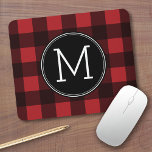 Alfombrilla De Ratón Monograma del patrón de patrón de búfalo rojo y ne<br><div class="desc">Un diseño robusto y masculino con un área para monogramas. Un patrón clásico y tradicional que ha existido durante años. Si necesita ajustar la ilustración o cambiar el tipo de letra, puede hacer clic en el área personalizar. Esto le llevará a la herramienta de diseño donde puede hacer muchos cambios....</div>