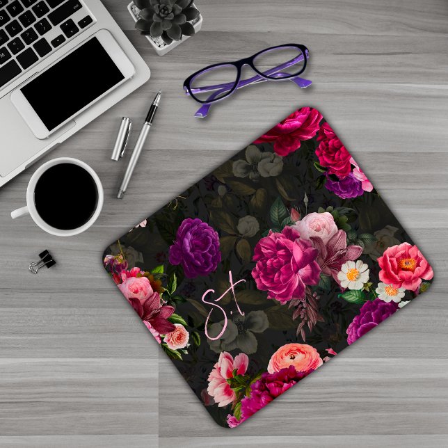 Alfombrilla De Ratón Monograma negro de flores rosadas elegantes (Subido por el creador)