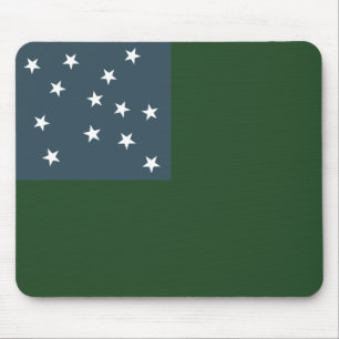 Alfombrilla De Ratón Muchachos verdes de la montaña y la bandera de la