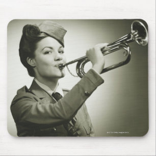 Alfombrilla De Ratón Mujer en uniforme del soldado